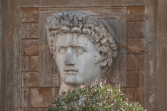 2015-10 Vatican