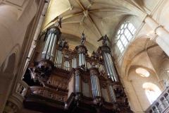 Church-of-Saint-Etienne-du-Mont-3-B8277927