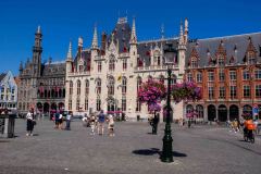 Bruges-Belgium-36-P7147359