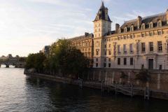 Paris-2022-Misc-30-B8207061