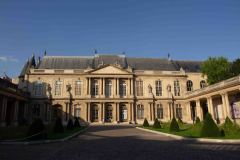 Paris-2022-Misc-82-B8308429
