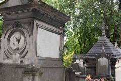 Pere-Lachaise-Cemetery-16-B8237246