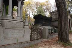 Pere-Lachaise-Cemetery-22-B8237254