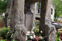 Pere-Lachaise-Cemetery-24-B8237256