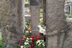 Pere-Lachaise-Cemetery-26-B8237262