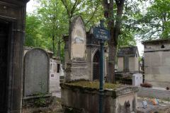Pere-Lachaise-Cemetery-45-B8237298